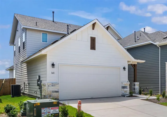 Photo 4 of Single family home for sale at 168 Ranier Way, Dripping Springs, TX 78620 | MLS# 8437350 | Listing updated on 2026-09-08