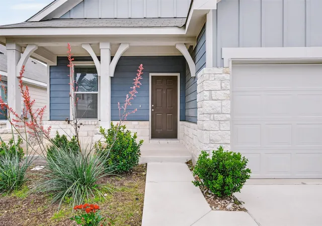 Photo 2 of Single family home for sale at 1521 Hope Ranch Rd, Leander, TX 78641 | MLS# 7963111 | Listing updated on 2026-09-13