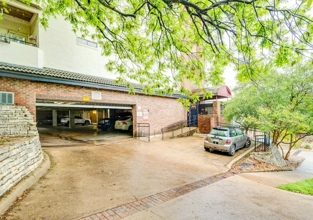 Photo 3 of Condo for sale at 3001 Cedar St #A-205, Austin, TX 78705 | MLS# 1548378 | Listing updated on 2026-09-30