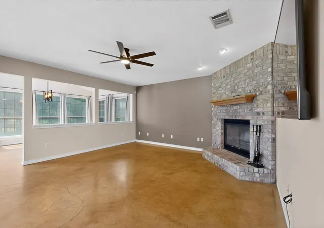 Photo 4 of Single family home for sale at 311 Oak Forest Cv, Buda, TX 78610 | MLS# 4474326 | Listing updated on 2026-09-23