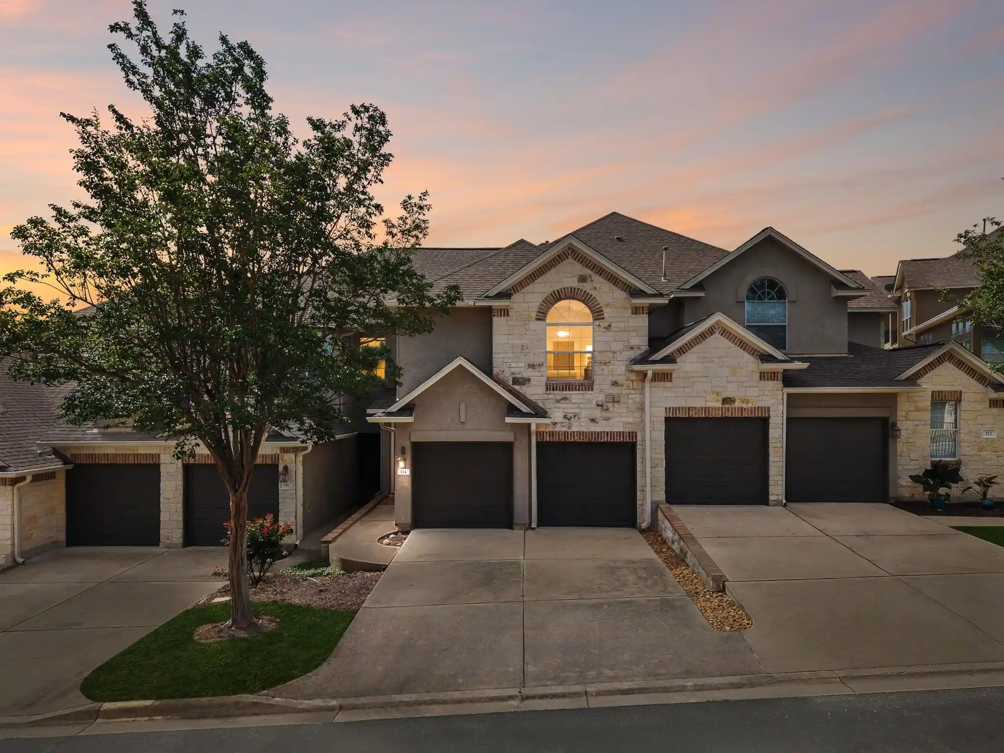 Listing Photo 2 - Condo for sale in 114 Aria Ridge located at 114 Aria Ridge, Lakeway, TX 78738 - Unit #802