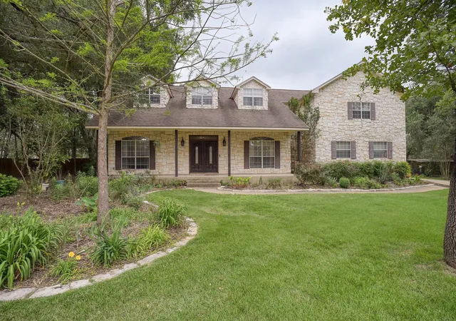 Photo 1 of Single family home for sale at 147 Spring Mdw, Bastrop, TX 78602 | MLS# 5423108 | Listing updated on 2026-09-23