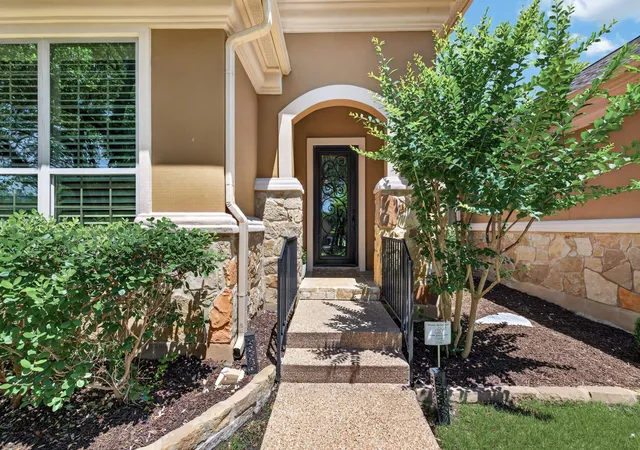 Photo 2 of Single family home for sale at 163 Estrella Xing, Georgetown, TX 78628 | MLS# 3697775 | Listing updated on 2026-09-14