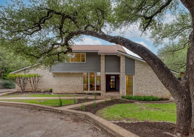 Photo 4 of Single family home for sale at 10306 D K Ranch Rd, Austin, TX 78759 | MLS# 2247232 | Listing updated on 2026-10-27