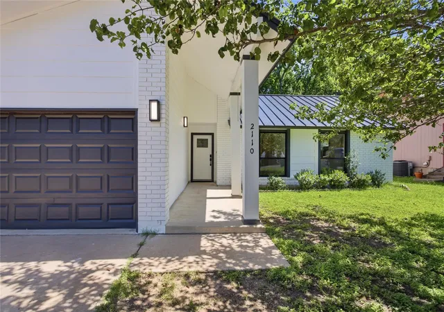 Photo 4 of Single family home for sale at 2110 Magazine St, Austin, TX 78727 | MLS# 9058376 | Listing updated on 2026-09-13