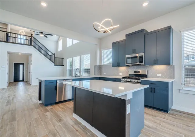 Photo 3 of Single family home for sale at 121 Camino Verde, San Marcos, TX 78666 | MLS# 6424930 | Listing updated on 2026-10-21