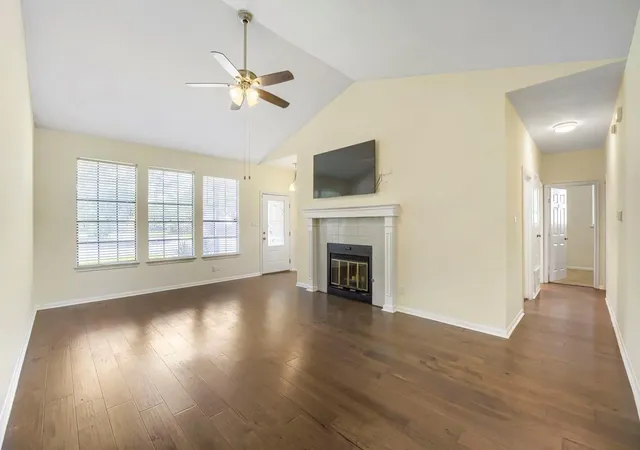 Photo 2 of Sale Pending at 5806 Abilene Trl, Austin, TX 78749 | MLS# 1114538 | Listing updated on 2026-09-14