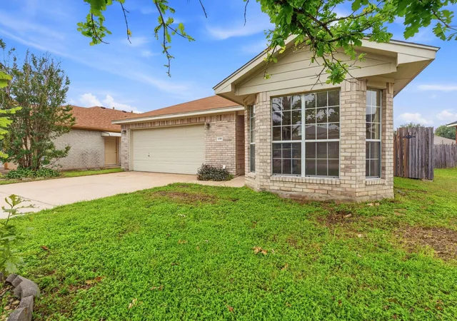 Photo 2 of Single family home for sale at 116 Blue Ridge Trl, Elgin, TX 78621 | MLS# 9459005 | Listing updated on 2026-10-29