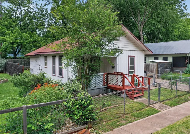 Single family home for sale at 1912 Holly St, Austin, TX 78702 | MLS# 3025811