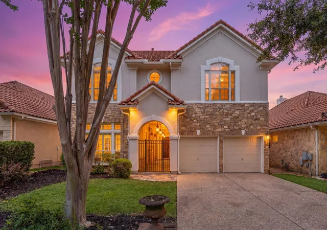 Photo 2 of Single family home for sale at 15321 Interlachen Dr, Austin, TX 78717 | MLS# 2811949 | Listing updated on 2026-09-12