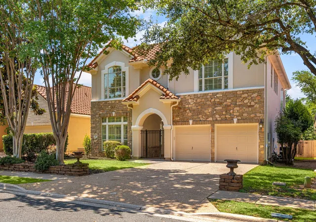 Photo 3 of Single family home for sale at 15321 Interlachen Dr, Austin, TX 78717 | MLS# 2811949 | Listing updated on 2026-09-12