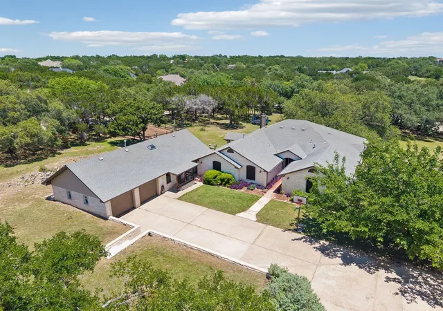 Photo 1 of Single family home for sale at 401 Twin Springs Rd, Georgetown, TX 78633 | MLS# 6892462 | Listing updated on 2026-10-06