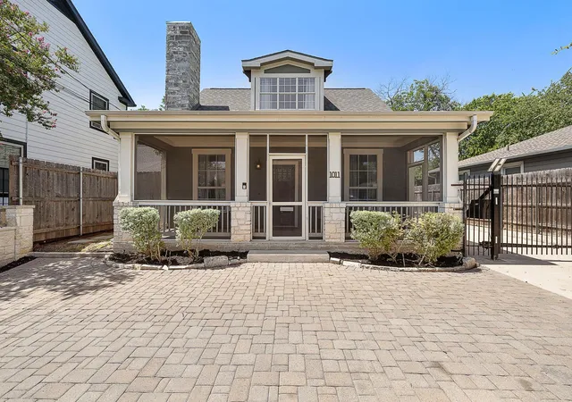 Single family home for sale at 1011 E 38th 1/2 St, Austin, TX 78751 | MLS# 4074779