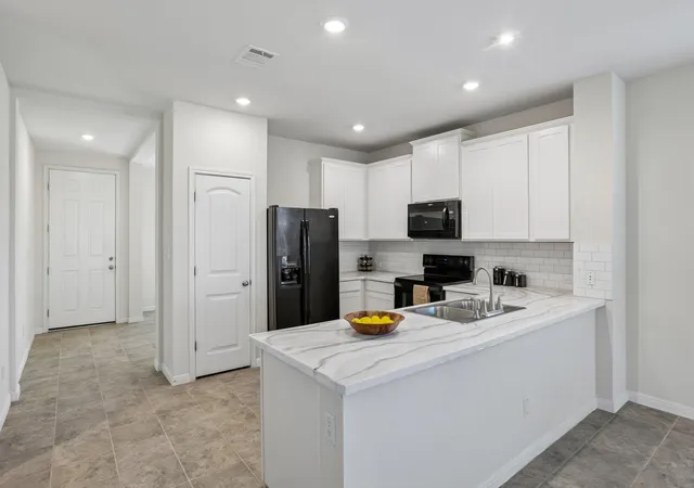 Photo 4 of Single family home for sale at 232 Evening Dusk Dr, Kyle, TX 78640 | MLS# 5488931 | Listing updated on 2026-09-19
