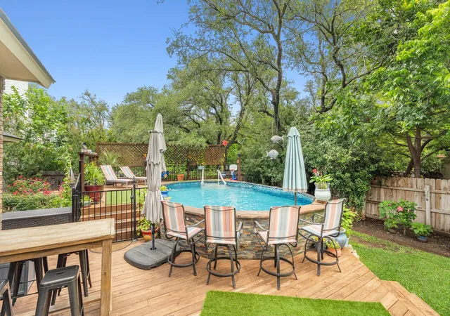 Photo 3 of Single family home for sale at 307 S Ridge Cir, Georgetown, TX 78628 | MLS# 2669390 | Listing updated on 2026-09-12