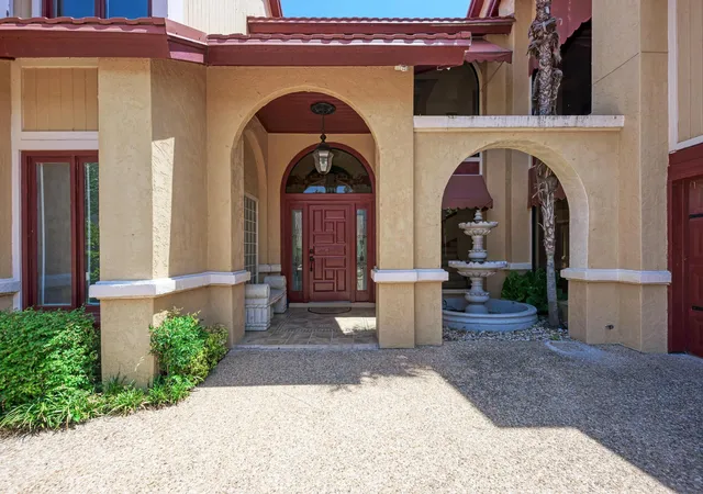 Photo 3 of Sale Pending at 10909 Legends Ln, Austin, TX 78747 | MLS# 3090666 | Listing updated on 2026-10-08