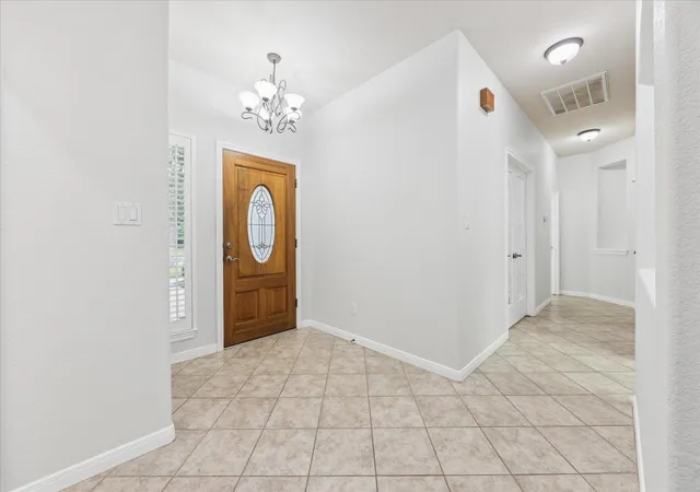 Photo 4 of Single family home for sale at 300 Brazos Dr, Georgetown, TX 78628 | MLS# 2803321 | Listing updated on 2026-09-12