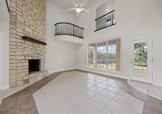 Photo 4 of Single family home for sale at 4205 Park Dr, Lago Vista, TX 78645 | MLS# 8647391 | Listing updated on 2026-09-15
