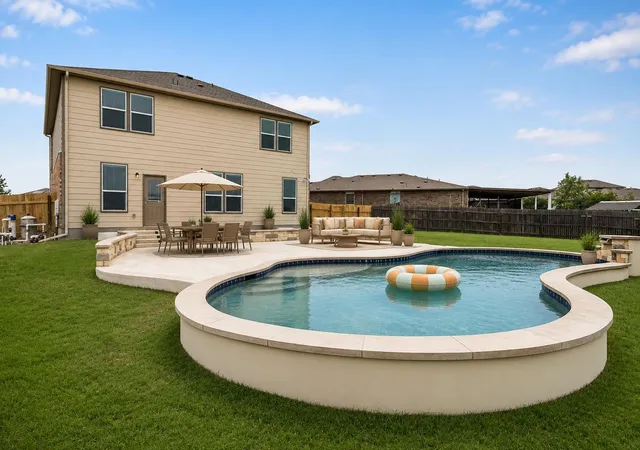 Photo 4 of Single family home for sale at 5816 Adair Cv, Austin, TX 78754 | MLS# 8024018 | Listing updated on 2026-09-14