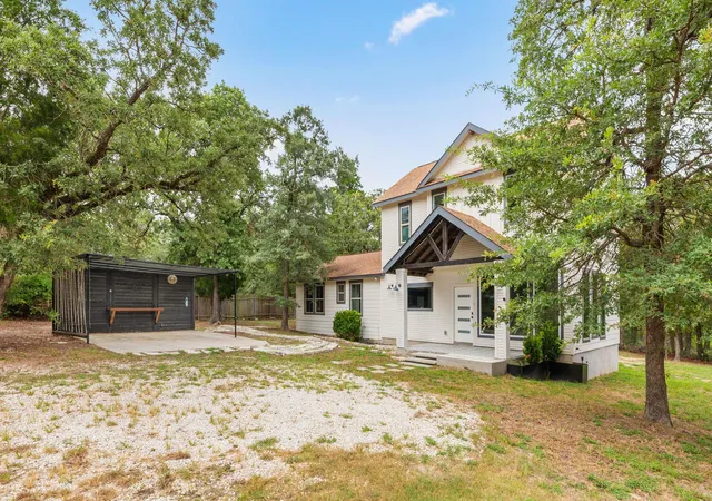 Photo 3 of Single family home for sale at 118 Camino De Agua, Elgin, TX 78621 | MLS# 6985061 | Listing updated on 2026-09-15