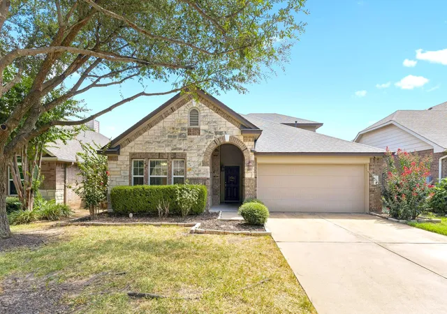 Photo 2 of Single family home for sale at 1729 Hidden Springs Path, Round Rock, TX 78665 | MLS# 4399667 | Listing updated on 2026-09-28