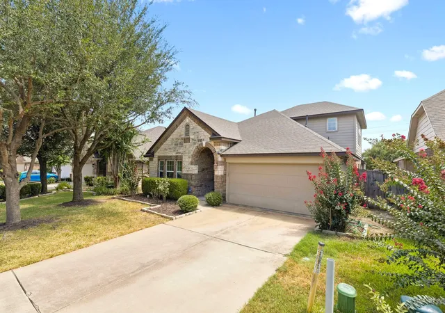 Photo 3 of Single family home for sale at 1729 Hidden Springs Path, Round Rock, TX 78665 | MLS# 4399667 | Listing updated on 2026-09-28