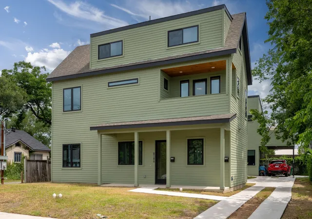 Photo 2 of Single family home for sale at 818 Stark St #A, Austin, TX 78756 | MLS# 7678256 | Listing updated on 2026-09-12
