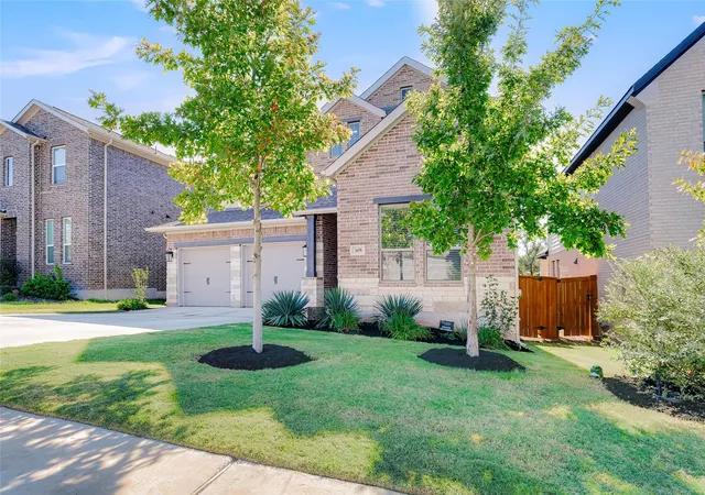 Photo 2 of Single family home for sale at 305 Terra Manor Trl, Georgetown, TX 78628 | MLS# 4473972 | Listing updated on 2026-10-05