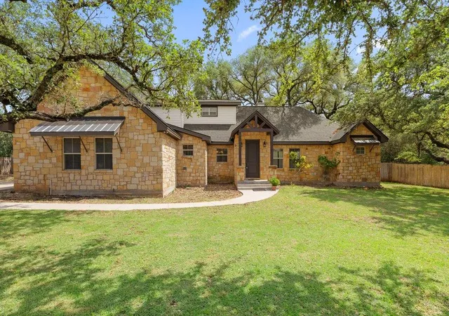 Photo 1 of Single family home for sale at 101 Winding Oak Dr, Johnson City, TX 78636 | MLS# 7080964 | Listing updated on 2026-09-15