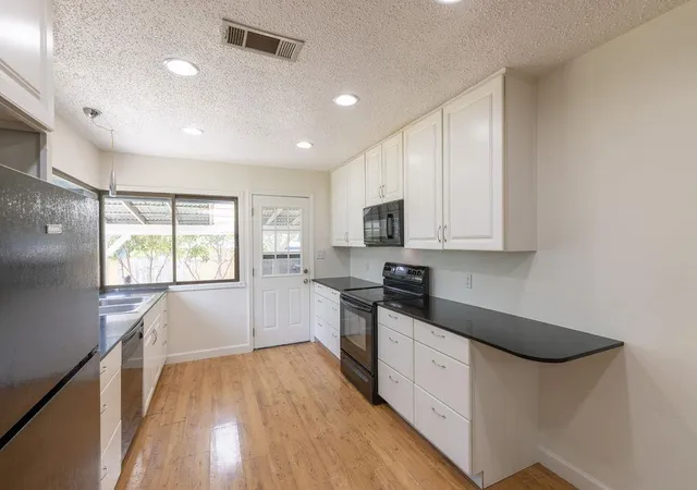 Photo 3 of Single family home for sale at 5310 Presidio Rd, Austin, TX 78745 | MLS# 5156846 | Listing updated on 2026-09-13