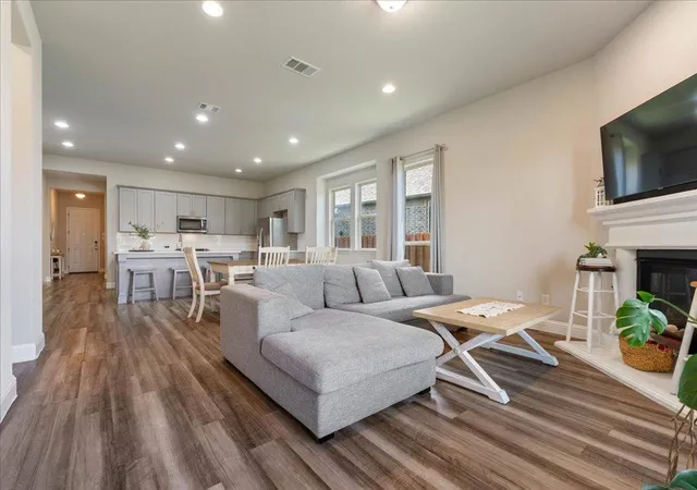 Photo 1 of Single family home for sale at 1313 Mustang Brk Ln, Leander, TX 78641 | MLS# 4475195 | Listing updated on 2026-10-09