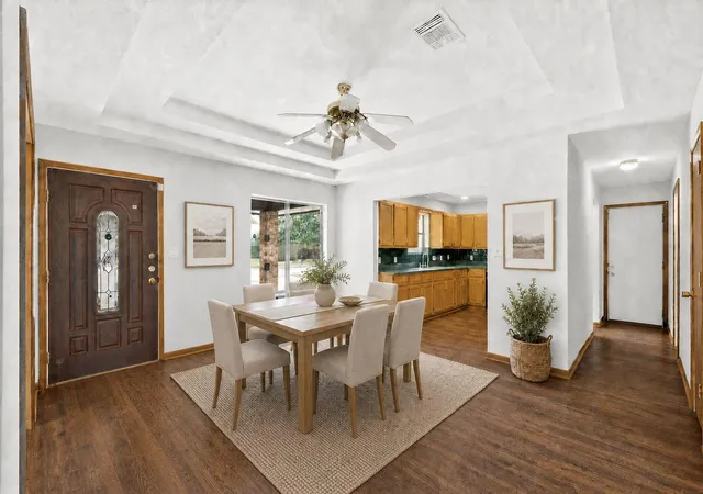 Photo 3 of Single family home for sale at 903 Travis St, Lockhart, TX 78644 | MLS# 5113261 | Listing updated on 2026-10-06