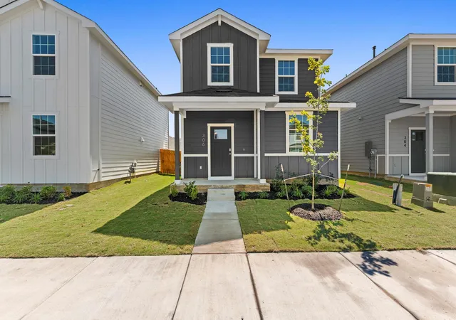 Single family home for sale at 306 Santo Domingo Rd, Bastrop, TX 78602 | MLS# 5546223