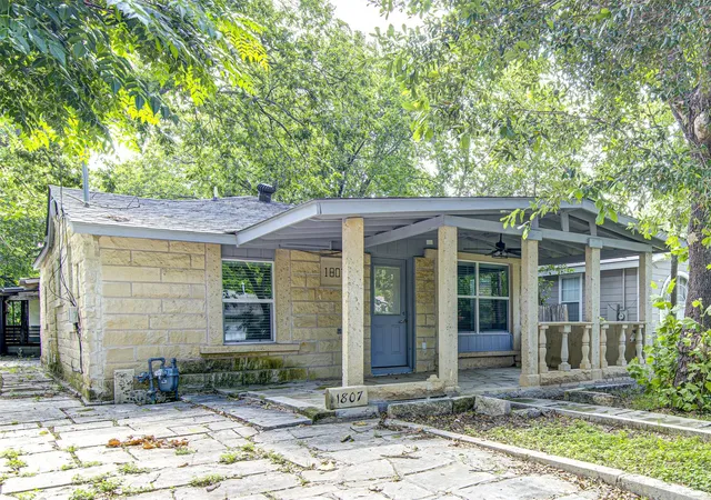 Photo 2 of Single family home for sale at 1807 San Jose St, Georgetown, TX 78626 | MLS# 1436485 | Listing updated on 2026-09-15