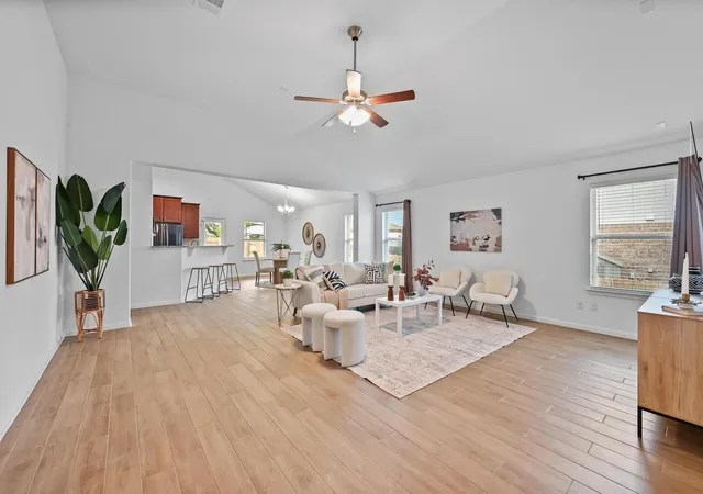 Photo 3 of Single family home for sale at 918 Valley View Dr, Cedar Park, TX 78641 | MLS# 7199688 | Listing updated on 2026-09-15