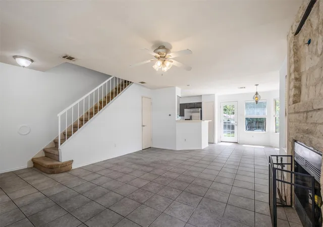 Photo 4 of Single family home for sale at 10501 Bilbrook Pl, Austin, TX 78748 | MLS# 8068865 | Listing updated on 2026-09-21