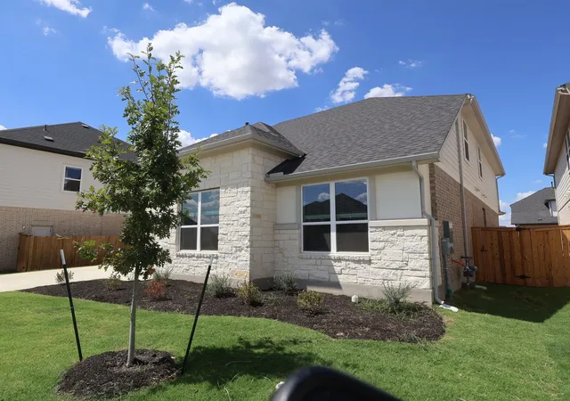Photo 3 of Sale Pending at 3721 Plentywood Ln, Leander, TX 78641 | MLS# 2244257 | Listing updated on 2026-09-22