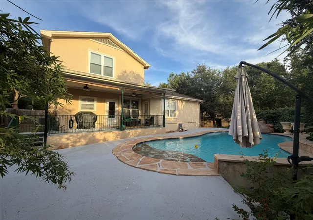 Single family home for sale at 3200 Burks Ln, Austin, TX 78732 | MLS# 2414886