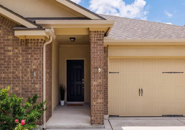 Photo 1 of Single family home for sale at 824 Tabernash Dr, Leander, TX 78641 | MLS# 1181892 | Listing updated on 2026-10-08