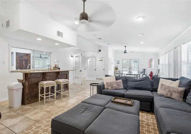 Photo 1 of Sale Pending at 3409 Lakeside Dr, Austin, TX 78723 | MLS# 5654948 | Listing updated on 2026-10-26