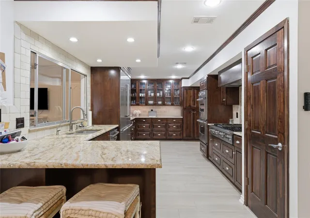 Photo 2 of Sale Pending at 3409 Lakeside Dr, Austin, TX 78723 | MLS# 5654948 | Listing updated on 2026-10-26