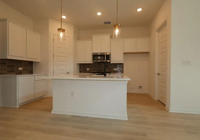 Photo 3 of Sale Pending at 13215 Stabler Dr, Manchaca, TX 78652 | MLS# 1230283 | Listing updated on 2026-09-22