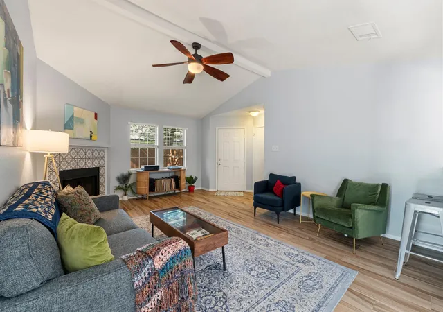 Photo 4 of Single family home for sale at 9511 Curlew Dr, Austin, TX 78748 | MLS# 6231747 | Listing updated on 2026-10-19