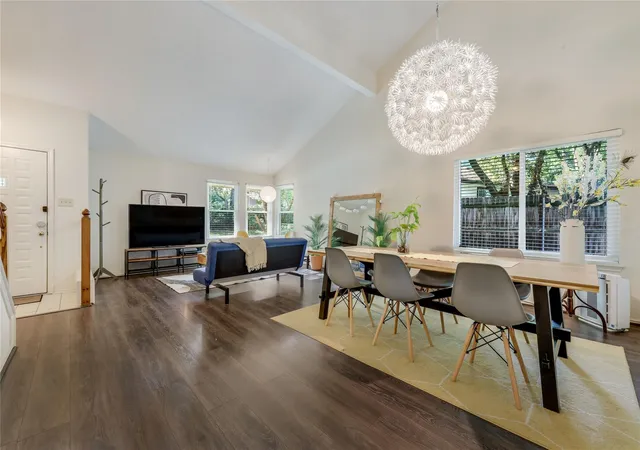 Photo 4 of Single family home for sale at 8012 Petaca Cv, Austin, TX 78729 | MLS# 1125059 | Listing updated on 2026-09-08