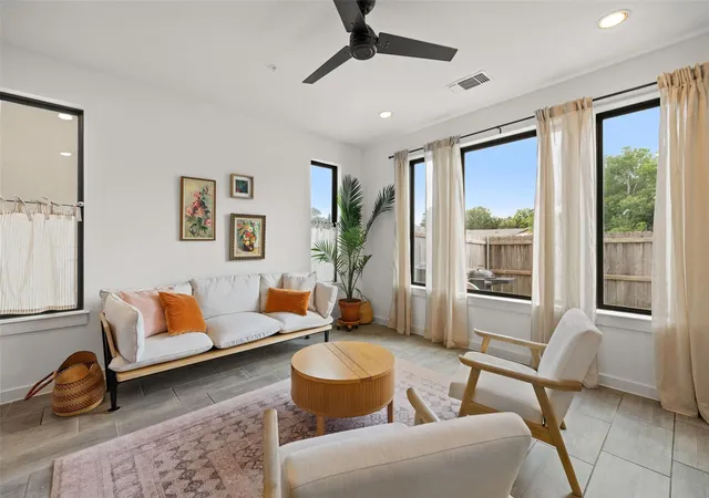 Photo 3 of Condo for sale at 6409 Berkman Dr #6, Austin, TX 78723 | MLS# 9670767 | Listing updated on 2026-09-11