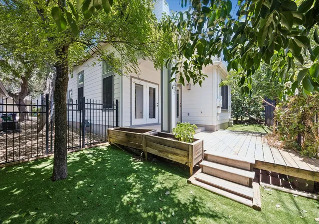Photo 2 of Single family home for sale at 1011 Brodie St #15, Austin, TX 78704 | MLS# 3484126 | Listing updated on 2026-09-15