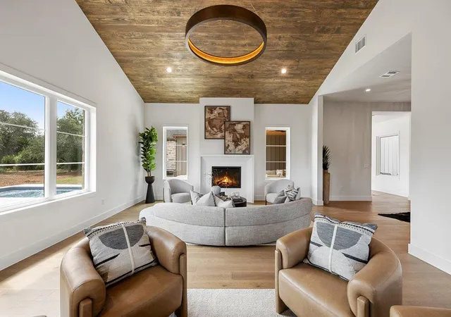 Photo 4 of Single family home for sale at 9207 Zyle Rd, Austin, TX 78737 | MLS# 1210869 | Listing updated on 2026-09-15