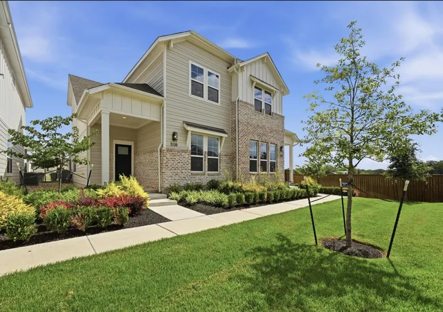 Photo 2 of Single family home for sale at 513 Burlington Dr #B, Buda, TX 78610 | MLS# 4419392 | Listing updated on 2026-10-07