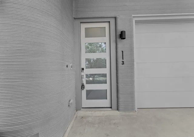 Photo 3 of Single family home for sale at 113 Rough Crk Rd, Georgetown, TX 78628 | MLS# 7455764 | Listing updated on 2026-09-11