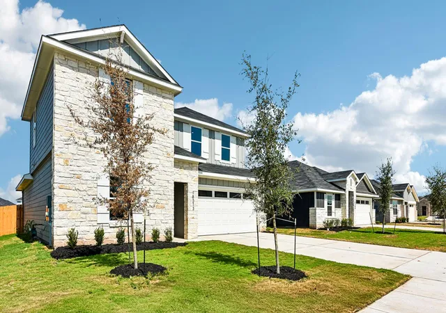 Photo 2 of Sale Pending at 18213 Blazing Ranch Ln, Manor, TX 78653 | MLS# 1138504 | Listing updated on 2026-10-05